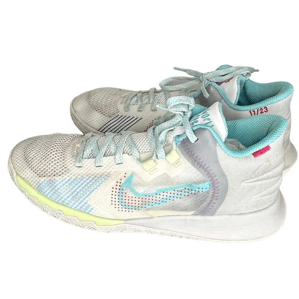 Nike Athletic‎ Shoes
